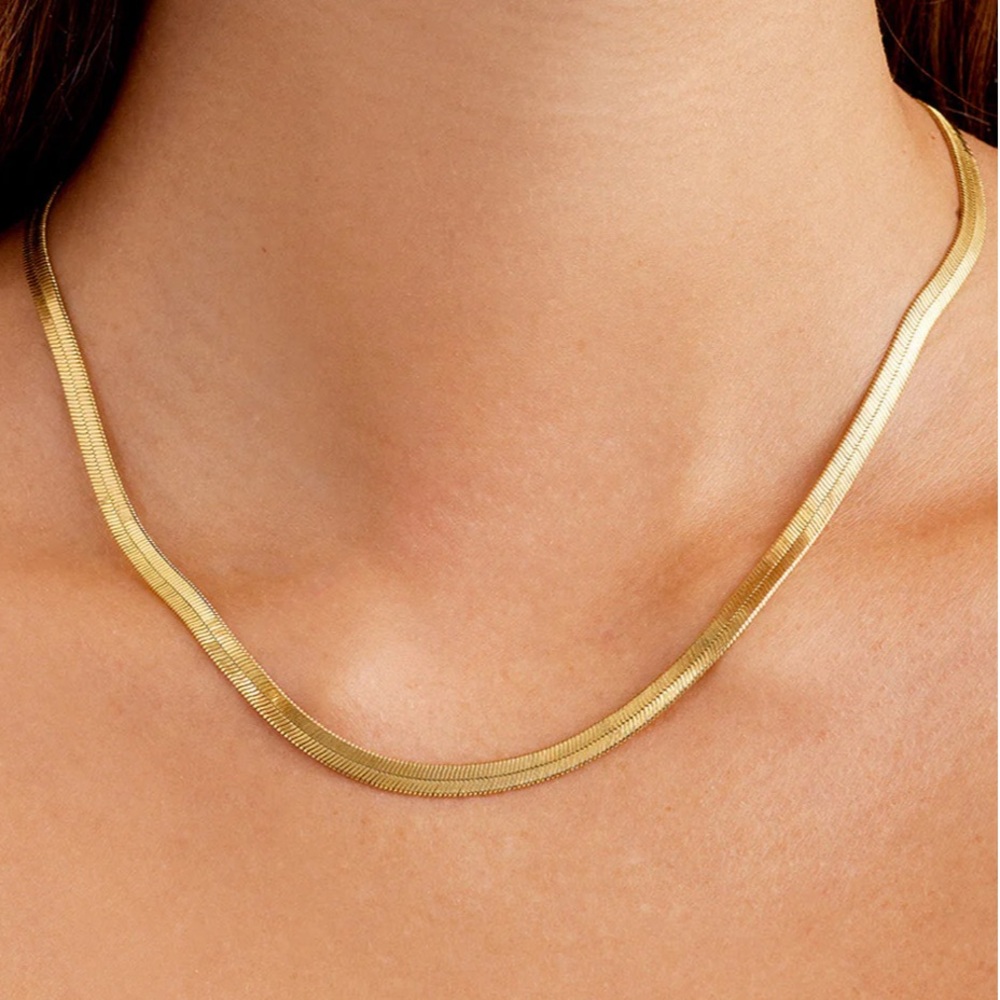 Gorjana Venice Necklace 18K Gold Plated 17 inches